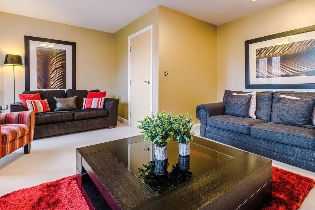 Stylish Townhouse Chester City Centre With Parking 外观 照片